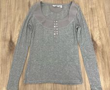New Look Grey Ribbed Long Sleeve Top with Button Detail - Size 10