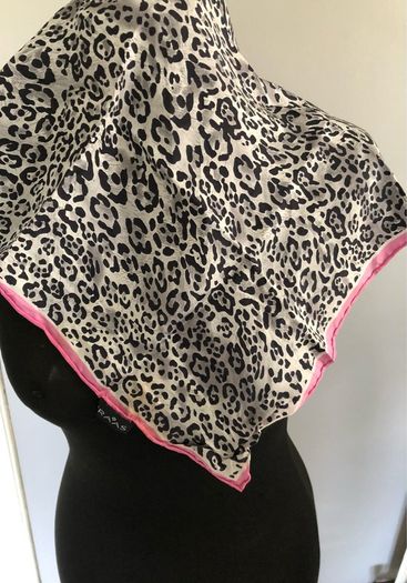 Fraas scarf
