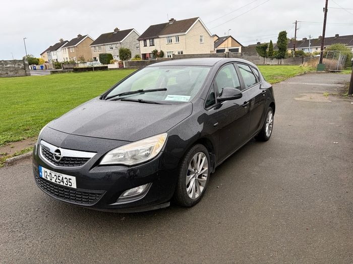 2012 Opel Astra