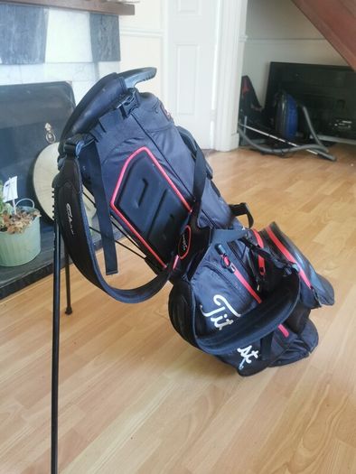 titleist golf bag