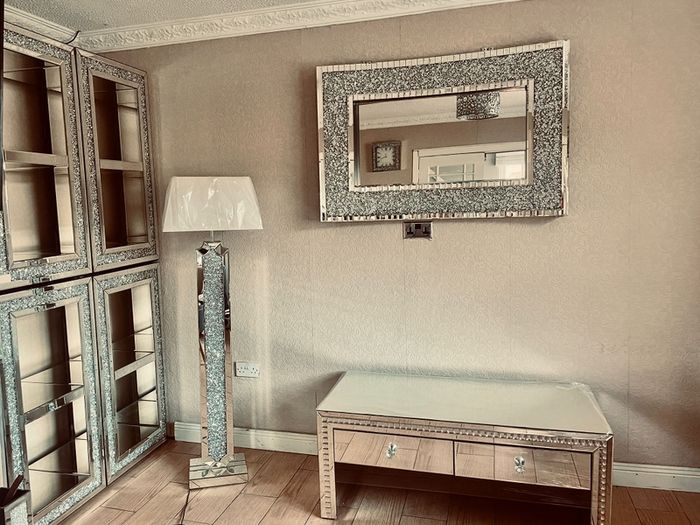 Crushed diamond mirror furniture