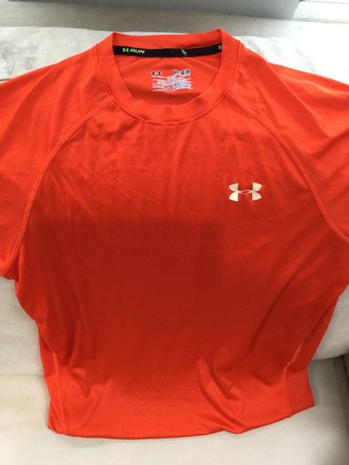 Under armour mens orange top medium m