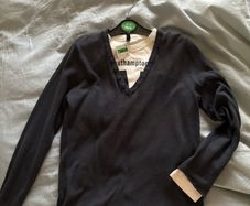 New with tags Benetton long sleeve tshirt and fine knit jumper