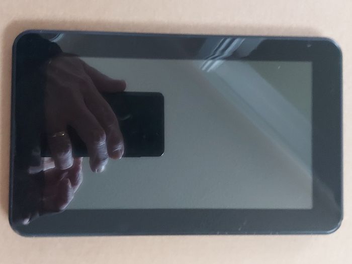 2 x 7 inch Tablets, eStar & Smart Tab, great for Kids Games and taking Photos