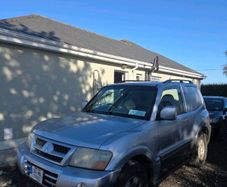 Mitsubishi pajero