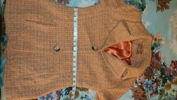 Wallis tweed style blazer size 8 Postage included