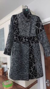 womans coat size 12
