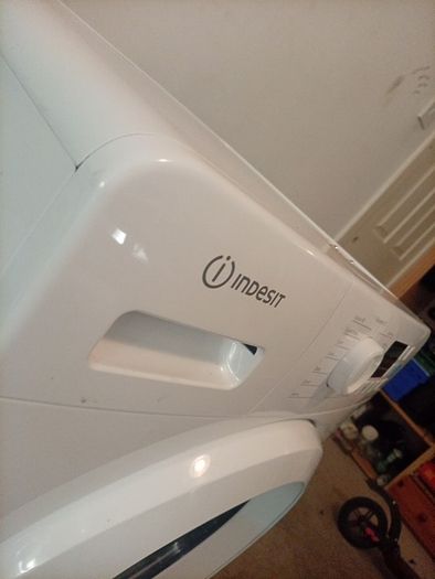 Indesit dryer 7kg a+ mint condition