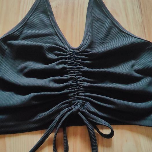 Black Cropped front ruched halter top, PINK VANILLA, Size 10