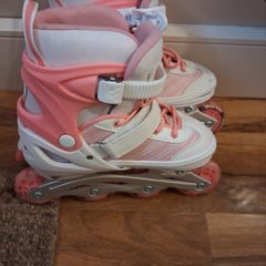 Roller blades
