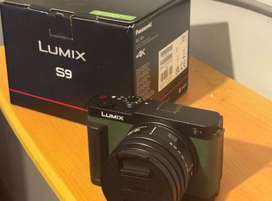 Panasonic Lumix S9 + 18-40mm Lens