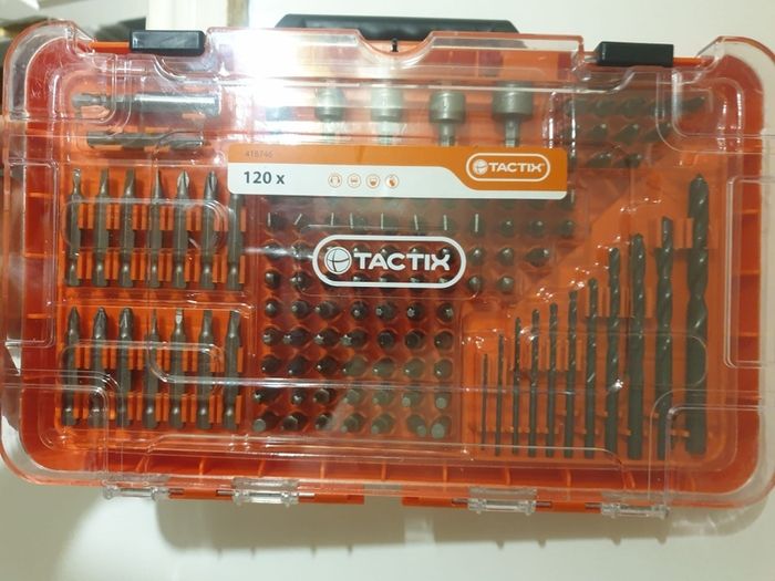 Tactix 120 pieces Drill Bits and Screwdriver Bits Set