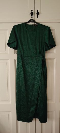 Girl In Mind Dress