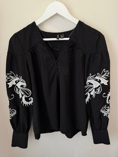 VERO MODA Charlotte Embroidered Sleeve Top Black Size S!