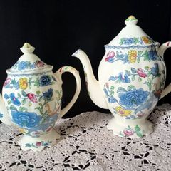Vintage Rare MASONS Regency Tea or Coffee Pots