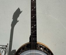 Paramount Style A tenor banjo