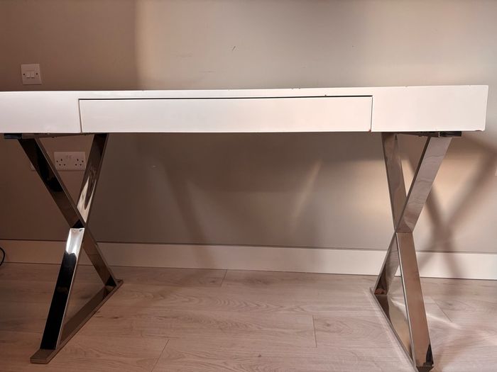 Home office desk