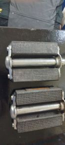 Retro bike pedals