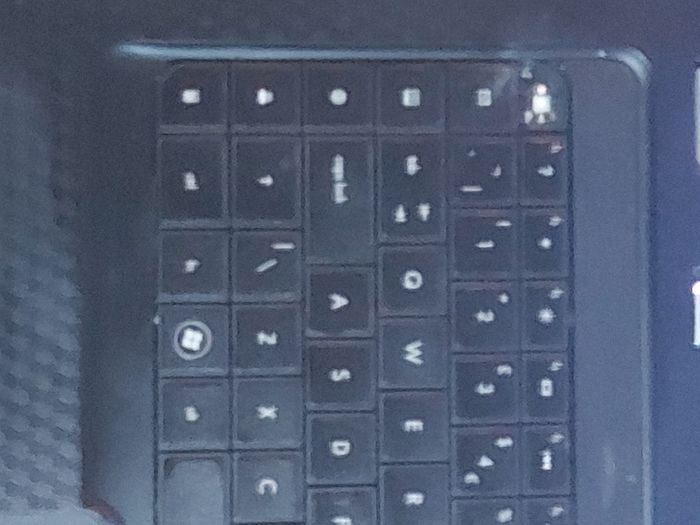 HP 15.6 inch Laptop, Pentium Dual Core CPU T4500, 2.3GHz, 4GB Ram, 500GB HDD, Windows 10, Microsoft Edge, Chrome and VLC