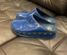 Fit Flop clogs