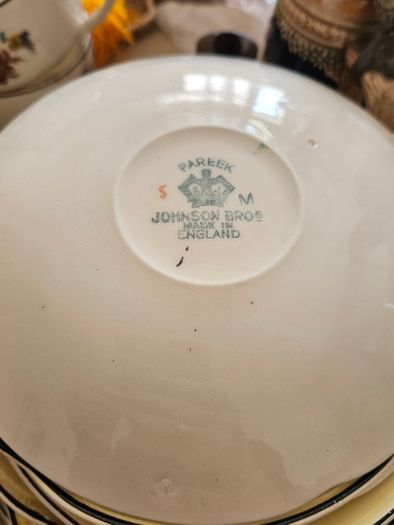 Johnson Bros Pareek China Tea Set