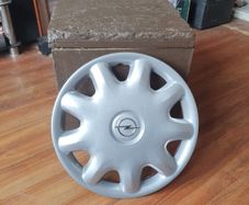 opel wheel trims