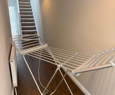 Clothes airer
