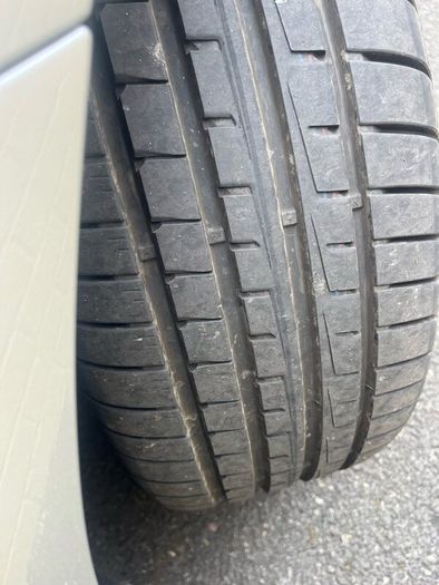 Car tyres