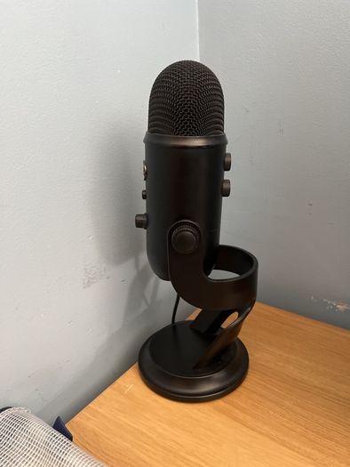 Logitech g blue yeti mic