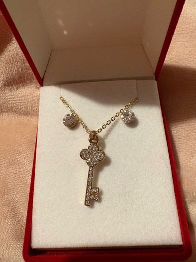 gift set earrings & necklace
