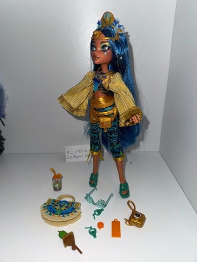 monster high cleo