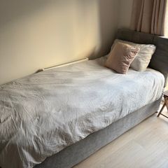 Single bed