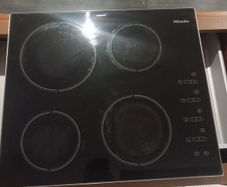 Miele KM440 Hob