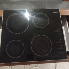 Miele KM440 Hob
