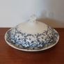 Fabulous Antique Blue and White Lidded Muffin Dish by Royal Worcester in a Beautiful Acanthus Leaf Pattern, Dated 1901, See Condition Report Image 2