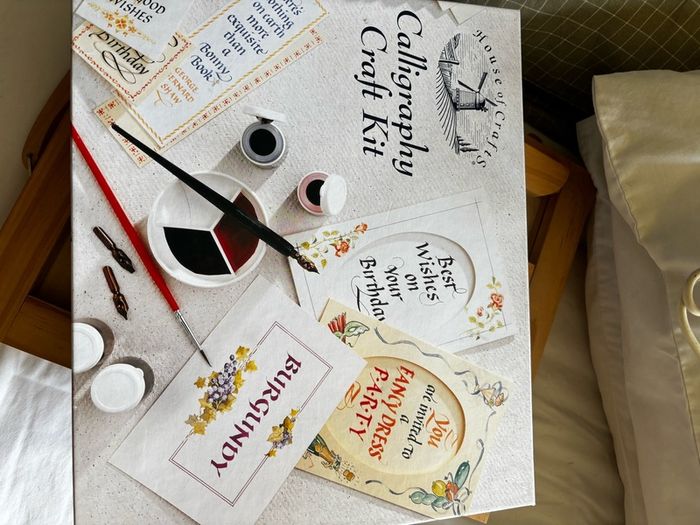 Adults and Children - A Large Selection of Art Material, Table Top Easels, Sketch Pads, Mindfulness Books, Acrylic Paints, Charcoal pencils, Pastels, Calligraphy etc etc