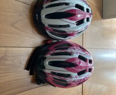 2 Bicycle Helmets