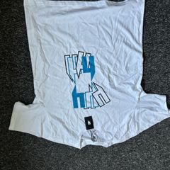 Yelir world T-shirt