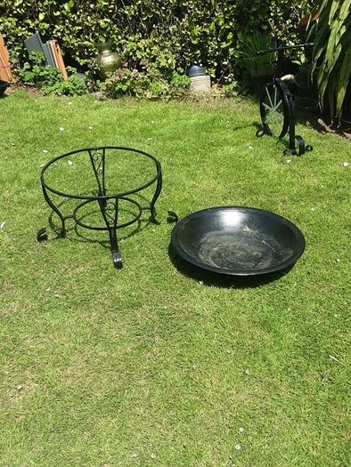 Garden display/ firepit.