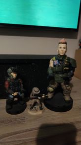 Call of duty cable guy and mini cable guy and modern warfare pre order item