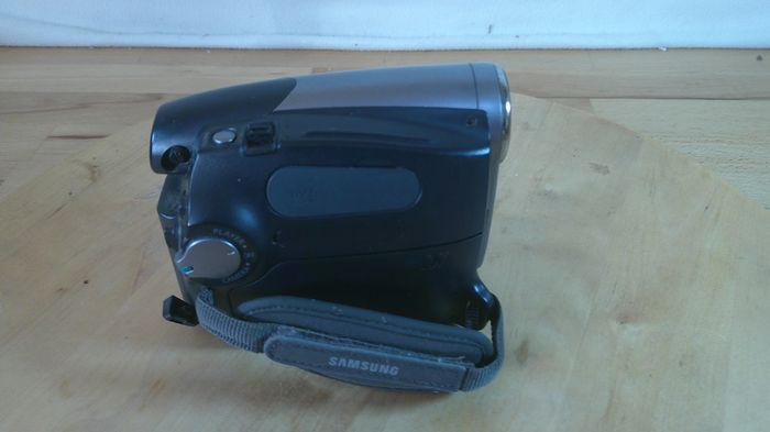 Samsung VP D371 MiniDV Digital Camcorder (PAL) Tested & Working Boxed with Accessories
