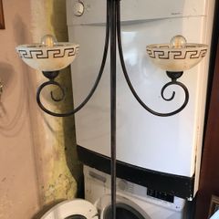 standing uplighter