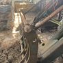 Front loader (Chilton/Mailleux),& brackets Image 6