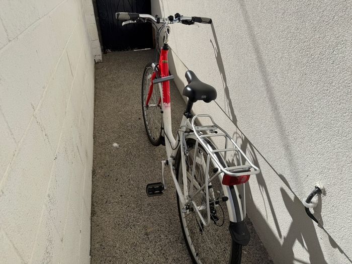 ladies bike + accessories