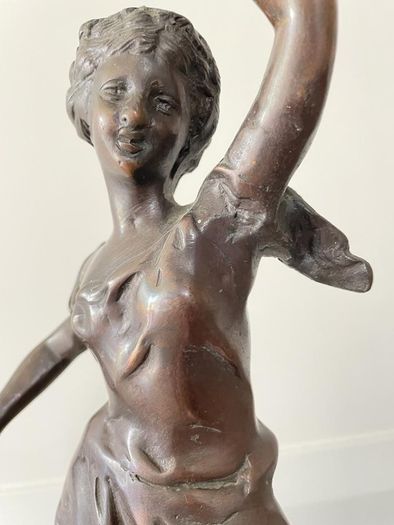 Bronze statue - Lady holding torch - by 'Rousseau