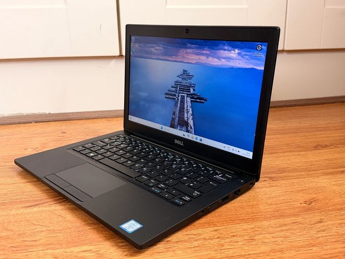 Dell Latitude 7290 i5 8th gen 512gb SSD