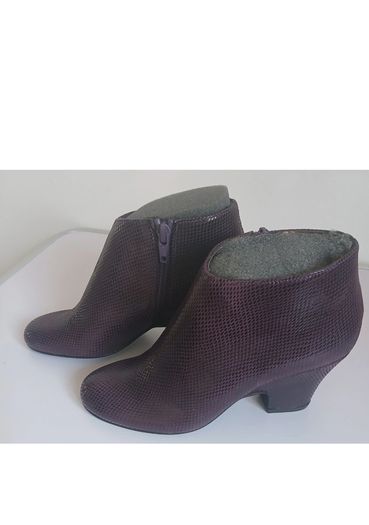 Cefalu Xelipe Burgundy Leather Ankle Boots EU32 UK13 Snakeskin Effect BNIB