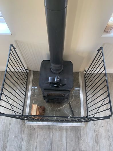 Stove surround guard