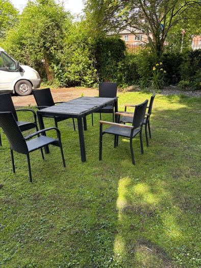 Six chairs on table 120