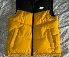 Pull&Bear Black & Mustard Yellow Puffer Gilet / Bodywarmer